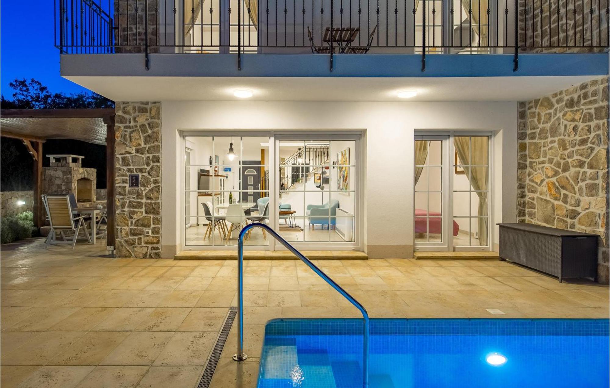 3 Bedroom Stunning Home In Kornic Exterior photo