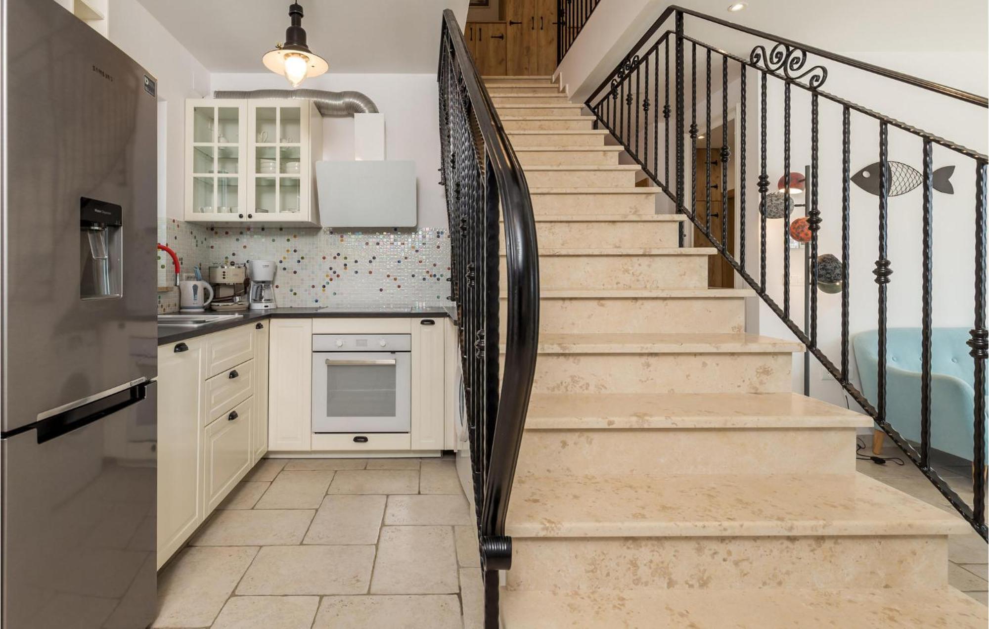 3 Bedroom Stunning Home In Kornic Exterior photo